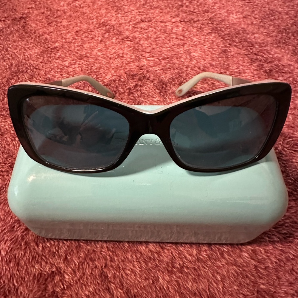 Authentic Tiffany & Co. Polarized Sunglasses - Picture 2 of 7